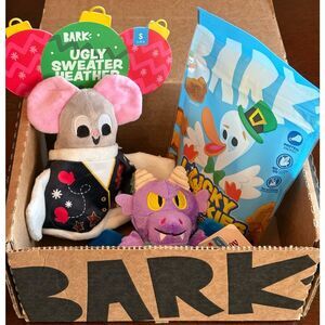 BARK BOX - NWT Dog Fun Bundle of 2 Toys & Bag of Soft Baked Treats. (Small Dogs)
